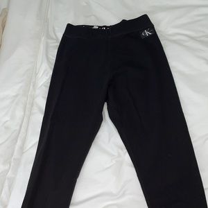 Size Medium Calvin Klein leggings